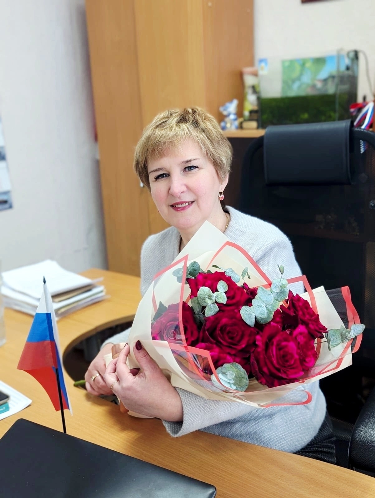 Сегодня свой Юбилей отмечает директор Савватиевской СОШ Светлана Прокопеня.